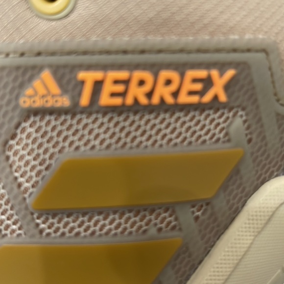 ADIDAS TERREX SWIFT R3 HIKING BEIGE/GOLD/ORANGE SNEAKERS MENS SIZE 10 - Picture 5 of 16